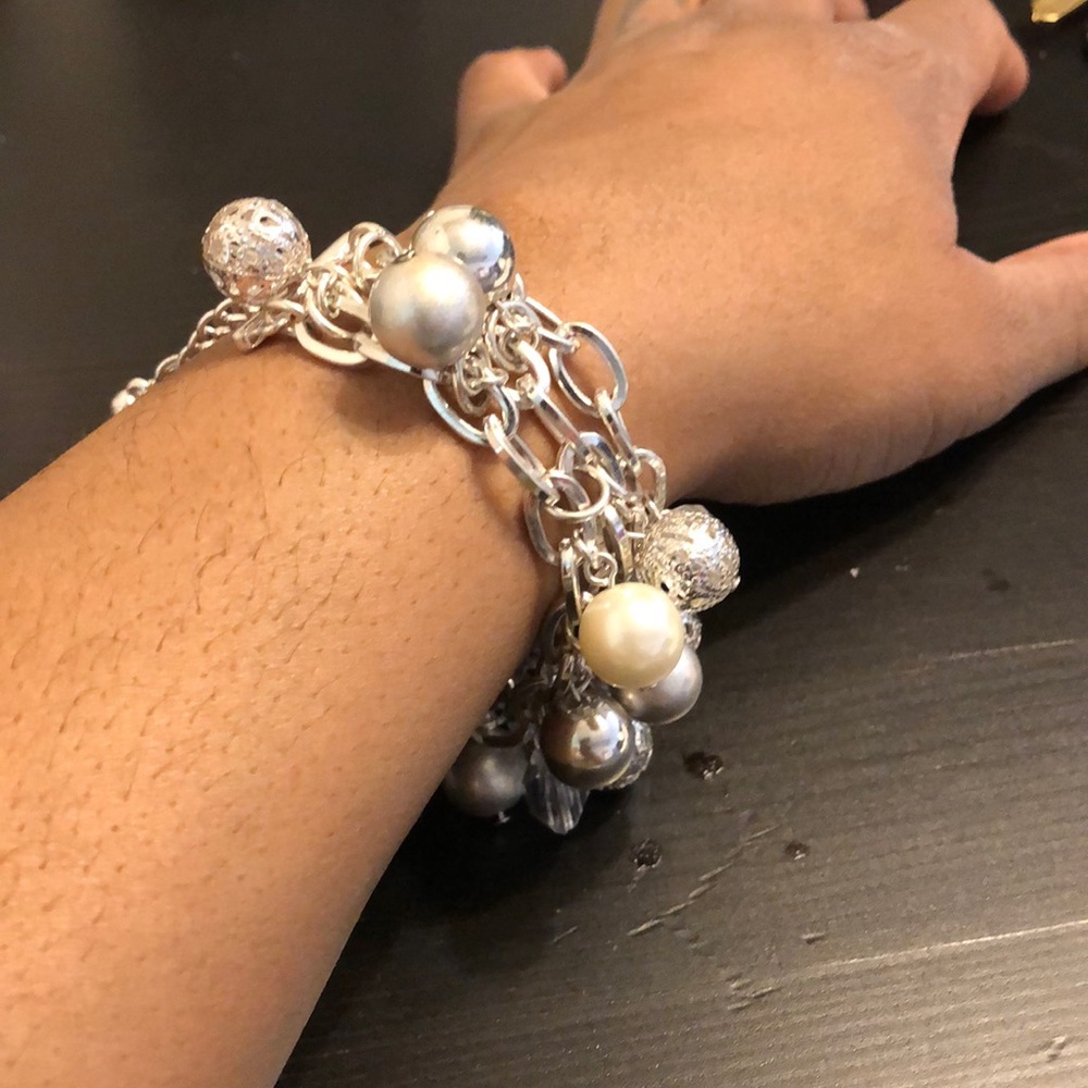 Silver dangling bracelet💎
